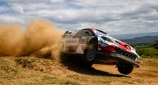 Persaingan Ketat Hari Pertama Reli Safari 2021, Sebastien Ogier Memimpin Tim Toyota 1-2-3