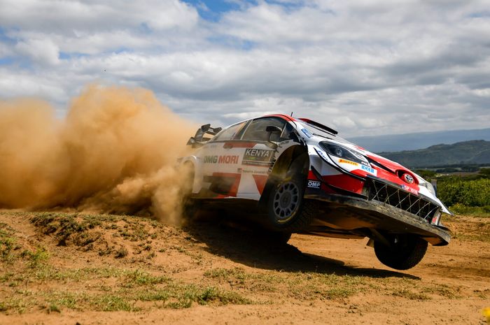 Pereli tim Toyota, Sebastien Ogier memimpin Reli Safari 2021 hari Kamis (24/6)
