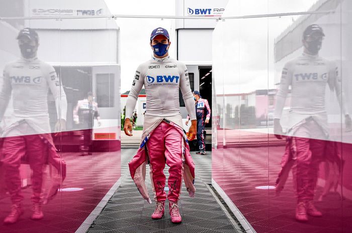 Sergio Perez selesai masa isolasi. Bisa ikut balap lagi di F1 Silverstone (09/08/2020)