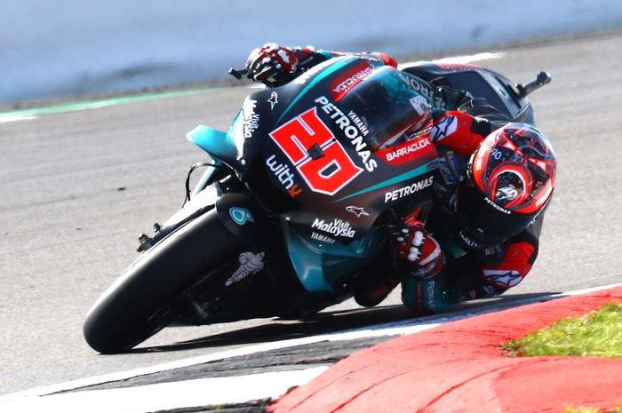 Fabio Quartararo terus mempertajam rekor catatan waktu yang ia miliki di Silverstone