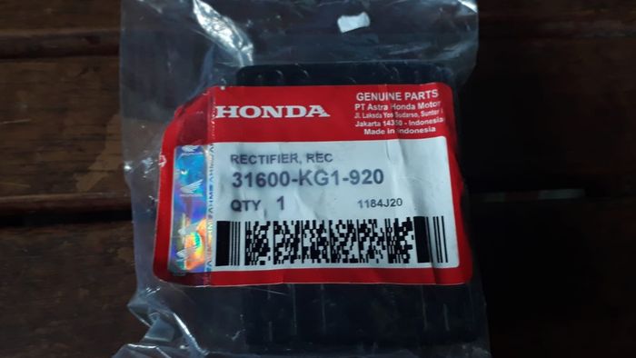 kiprok palsu dijual jauh di bawah harga asli tapi diberi kemasan mirip ori