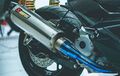 Kombinasi Apik Knalpot Akrapovic dan Header Titanium Kabon di XMAX 250