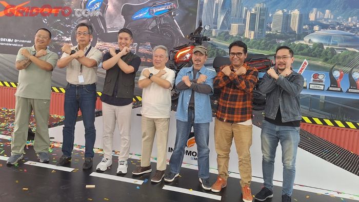 Peluncuran Indomobil Emotor Tyranno X dihadiri oleh BOD Indomobil Group hingga komunitas