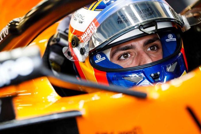 Carlos Sainz sempat heran  melihat performa tim McLaren ketika masih berseragam Renault di F1 musim 2018
