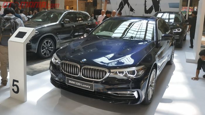 BMW 530i Luxury, pembelian selama BMW Exhibition, bebas bea balik nama
