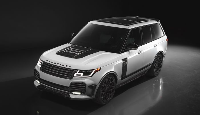 Range Rover Autobiography Startec dibekali body kit serat karbon