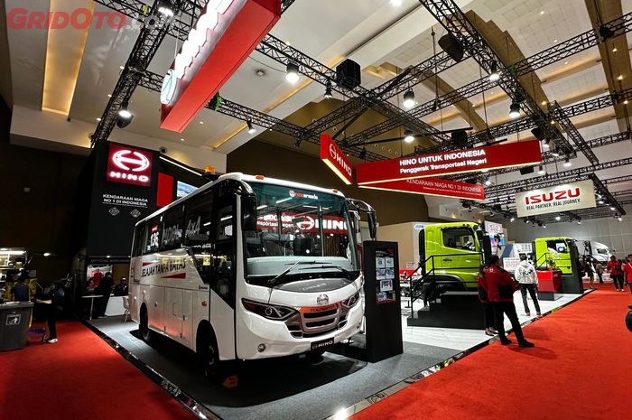 PT Hino Motors Sales Indonesia (HMSI) di GIICOMVEC 2026 fokus menekan angka kecelakaan di Indonesia