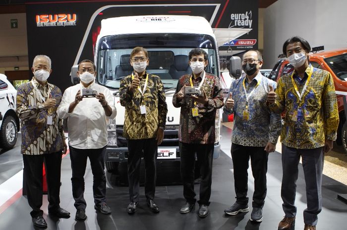 Isuzu di hall B1 gelaran Jakarta Auto Week (JAW) 2022