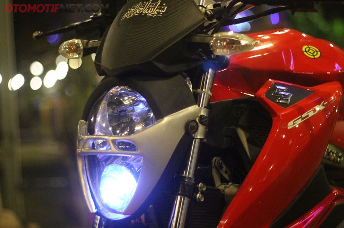 Lampu depan Suzuki GSX-S150 jadi mirip Ducati Monster