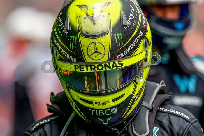 Lewis Hamilton menjalani balapan yang sulit di F1 Emilia Romagna 2022