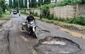 Awas Musim Hujan Banyak Lubang Jalan, Dihantam Bisa Akibatkan Ini