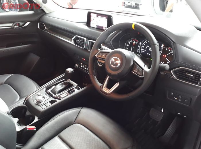 Interior Mazda CX-5 Facelift