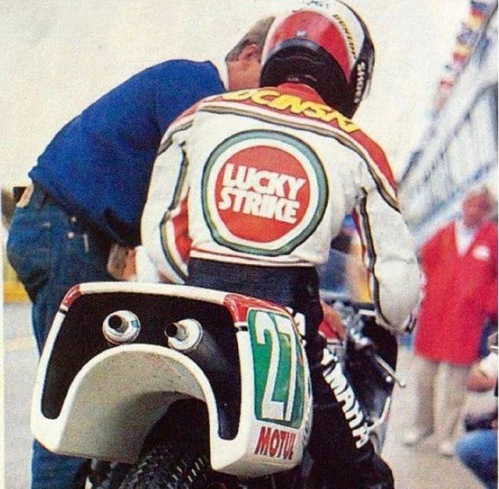 Yamaha TZ250 dipakai John Kocinski tahun 1988 di kelas GP250