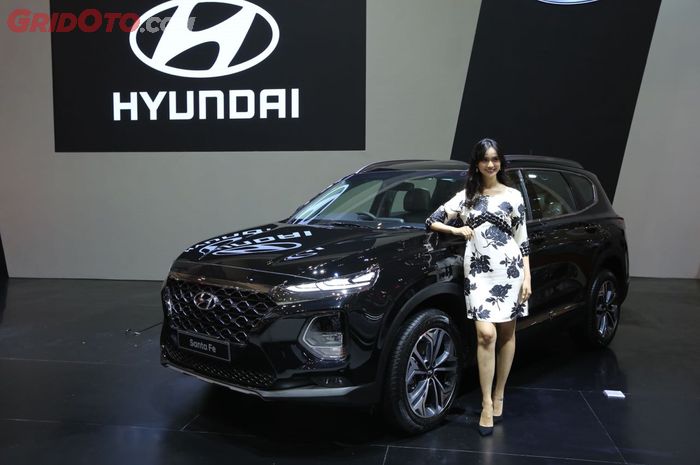 Hyundai Santa Fe 2018 menjadi mobil penumpang terfavorit di GIIAS 2018