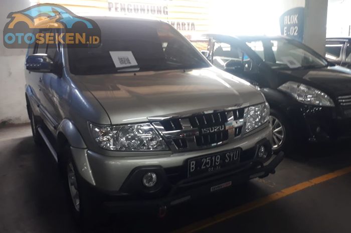 Harga Isuzu New Panther 2016 bekas
