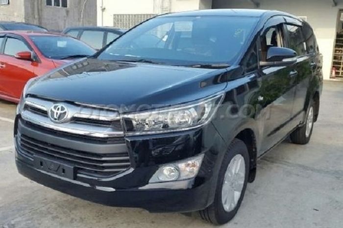 Tips membeli Toyota Kijang Innova Reborn seken.