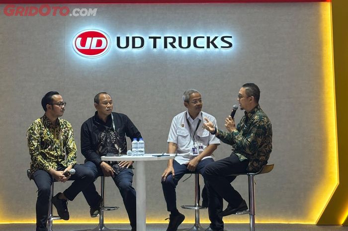 UD Trucks mengggelar Forum bertajuk &ldquo;Perkembangan Teknologi Kendaraan Truk di Indonesia: Ditinjau dari Perspektif Inovasi Produk, Kebijakan Pemerintah, dan Keselamatan Berkendara,&rdquo;  