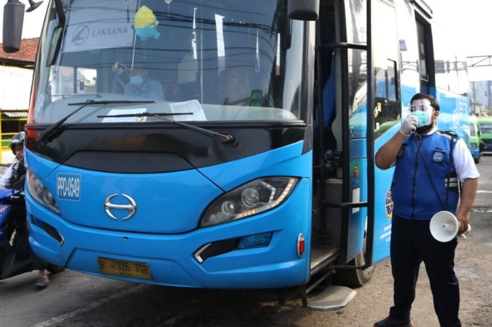Bus gratis bagi pengguna KRL jurusan Bogor-Jakarta