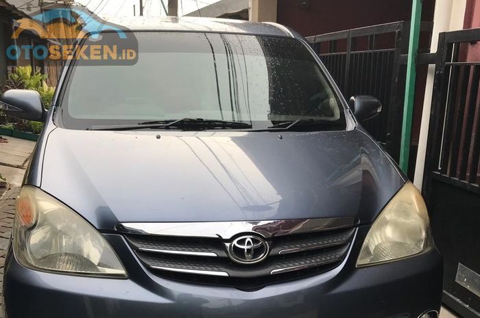Harga Toyota Avanza 1.5 S A/T 2011