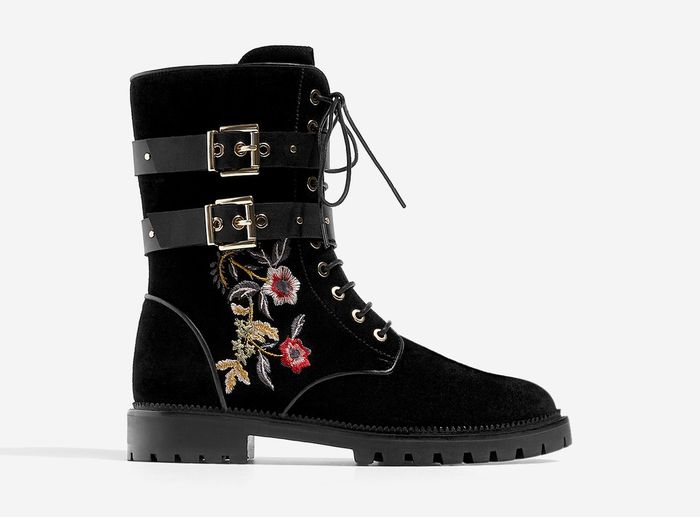 Embroidered LEATHER boots​ - Stradivarius​