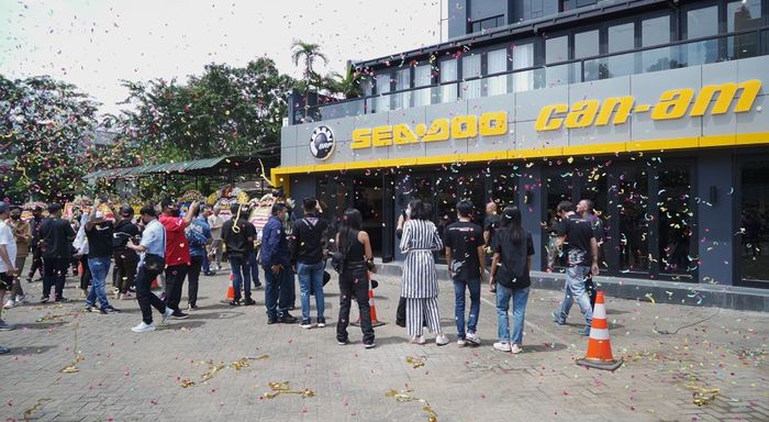 Peresmian dealer baru Can-Am di Pondok Indah, Jakarta Selatan.