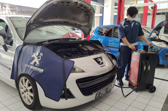 Alasan oli transmisi mobil matik harus rutin diganti
