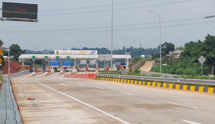 Gerbang Tol Limo 1, salah satu akses menuju Tol Pamulang-Cinere-Raya Bogor.