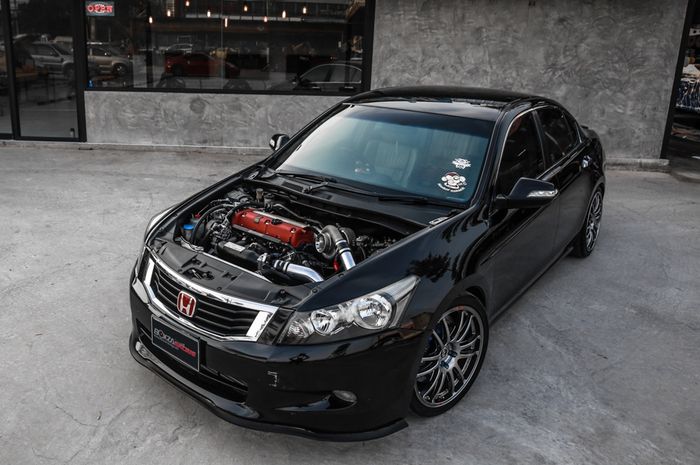 Modifikasi Honda Accord simpel bermesin ganas