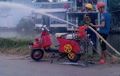 Keren! Vespa Ini Bisa Berubah Jadi Motor Pemadam Kebakaran