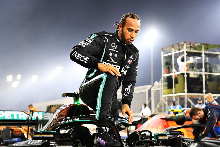 Waduh Lewis Hamilton Akan Tinggalkan F1 Jika Hal Ini Terjadi Gridoto Com