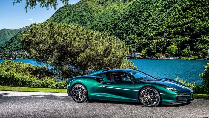 Touring Superleggera Arese RH95.