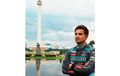 Keren, Pembalap Formula E Jakarta Foto-foto di Monas dan Berjemur di Pantai Ancol