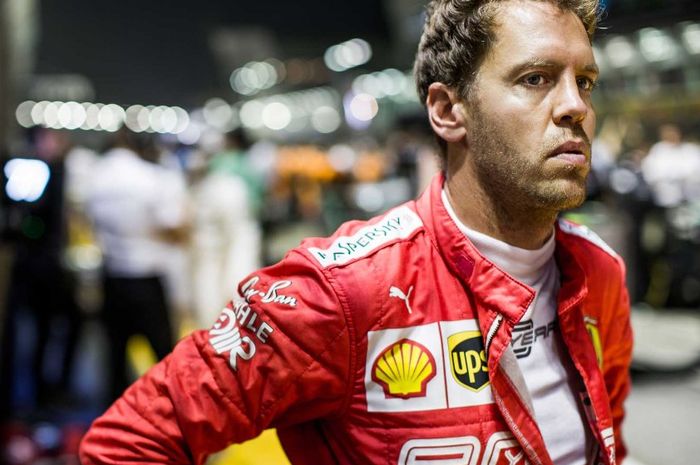 Mattia Binotto selaku bos tim Ferrari mengaku keputusan melepas Sebastian Vettel di akhir musim F1 2020 sangatlah berat