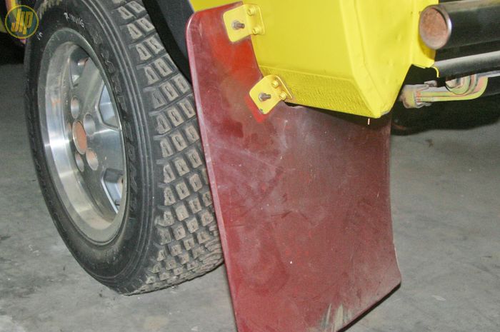 Mud Flap Polyurethane