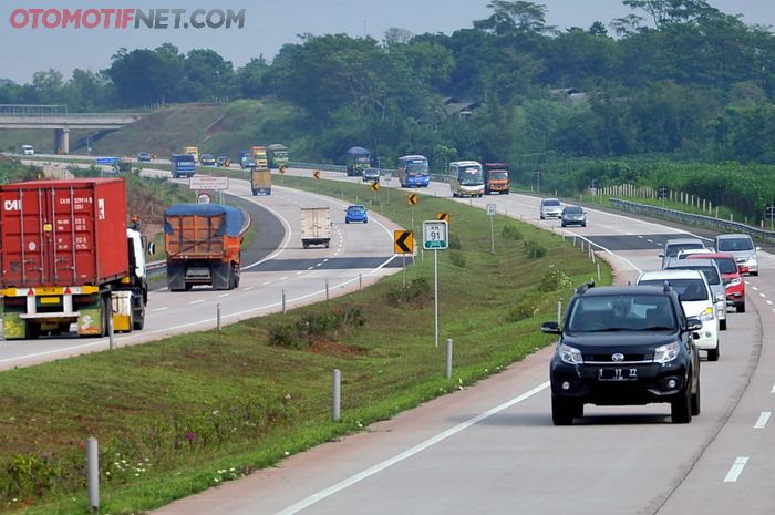 Ilustrasi perjalanan jauh saat PPKM Darurat