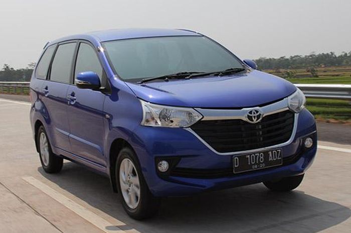 Toyota Avanza sebagai salah satu Low MPV kerap dipilih pemudik untuk bersilaturahmi