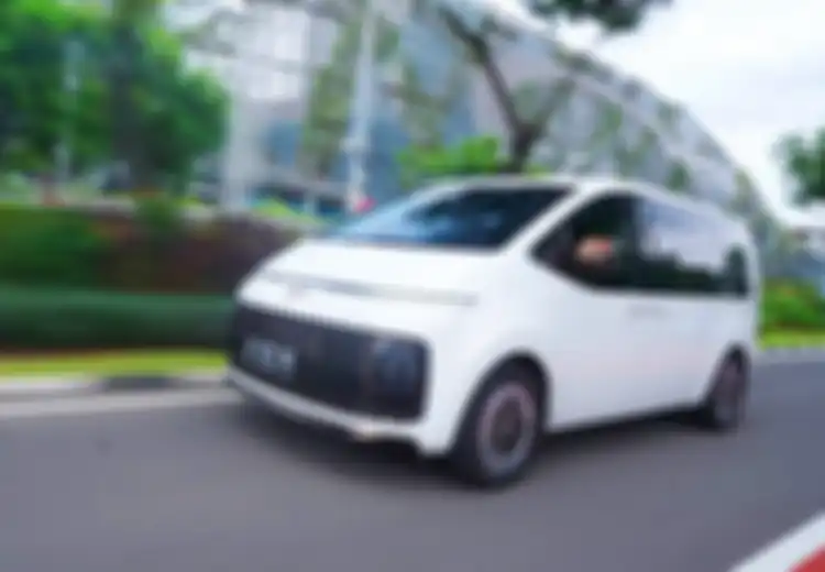 Bisa Angkut Sanak Keluarga Pas Mudik, Seirit Ini Hyundai Staria