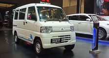 Penasaran dengan Potensi Mobil Listrik Niaga, Mitsubishi Ungkap Akan Studi Pasar Minicab MiEV di 2022