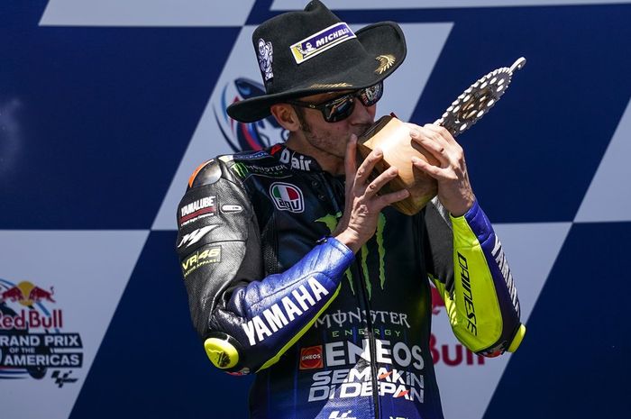 Pembalap tim Monster Energy Yamaha, Valentino Rossi, meraih posisi runner-up pada balapan MotoGP Americas 2019.