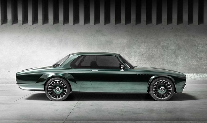 Tampilan samping restomod Jaguar XJ-C hasil garapan Carlex Design, Polandia