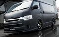 Toyota HiAce Paling Dandy, Berjubah Hitam Dof, Asup Body Kit Sporty