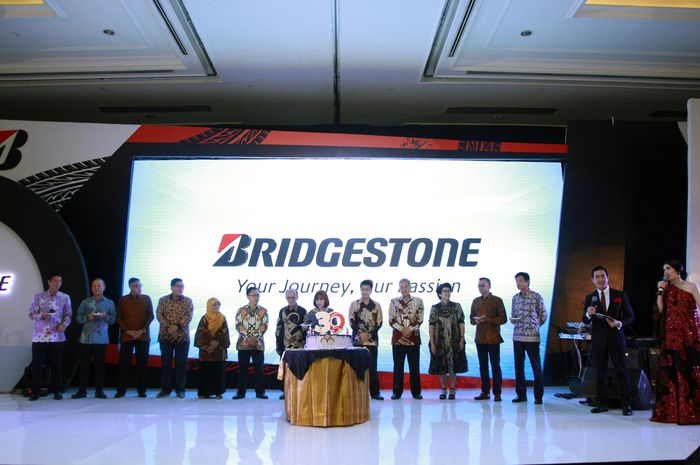 Perayaan 30 tahun Toko Model Bridgestone di Indonesia