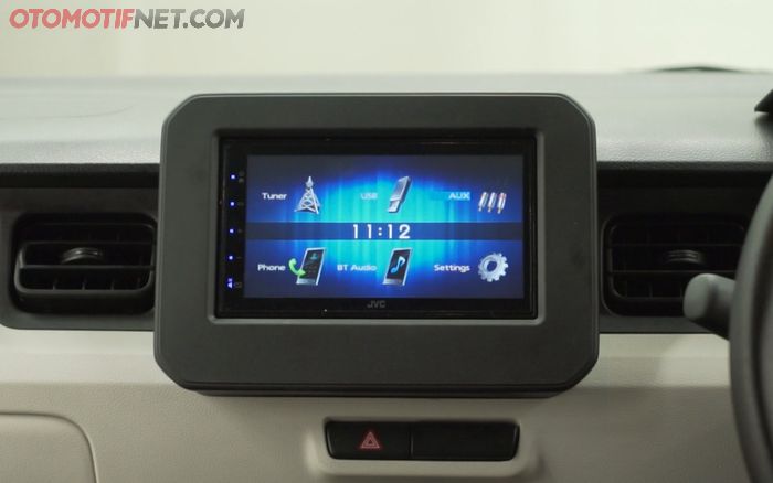 Ilustrasi.Head unit dengan layar sentuh