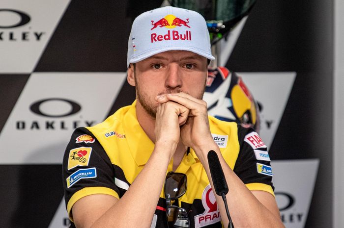 Pembalap Pramac Racing, Jack Miller akan menunggu dan melihat keputusan apa yang akan diambil Ducati soal masa depannya di MotoGP