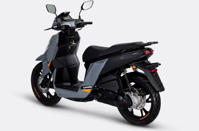 detail buritan Peugeot Tweet 125 GT.