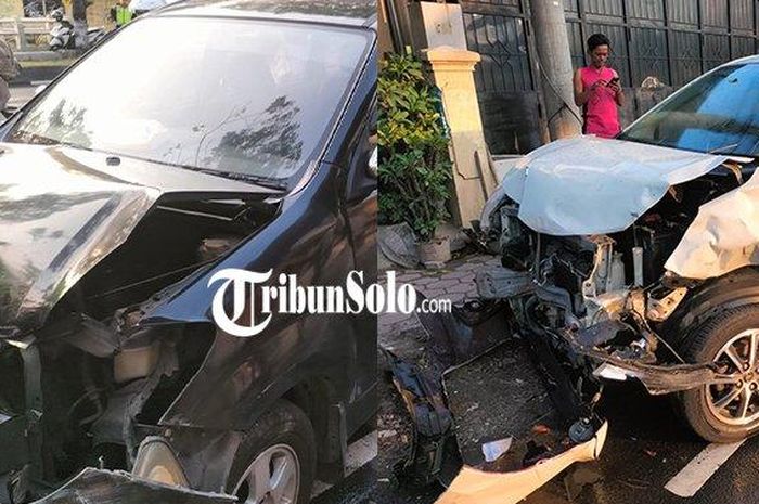 Kakak beradik Toyota Avanza dan Calya remuk wajah usai adu banteng