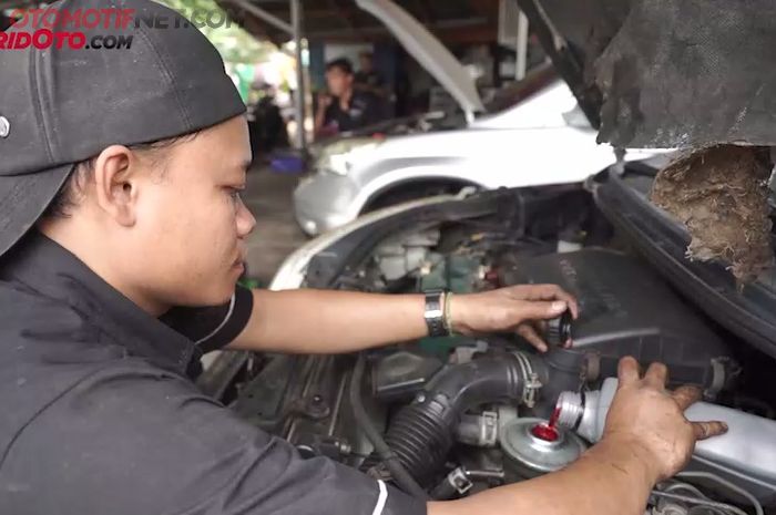 Durasi waktu ganti oli power steering hidraulis