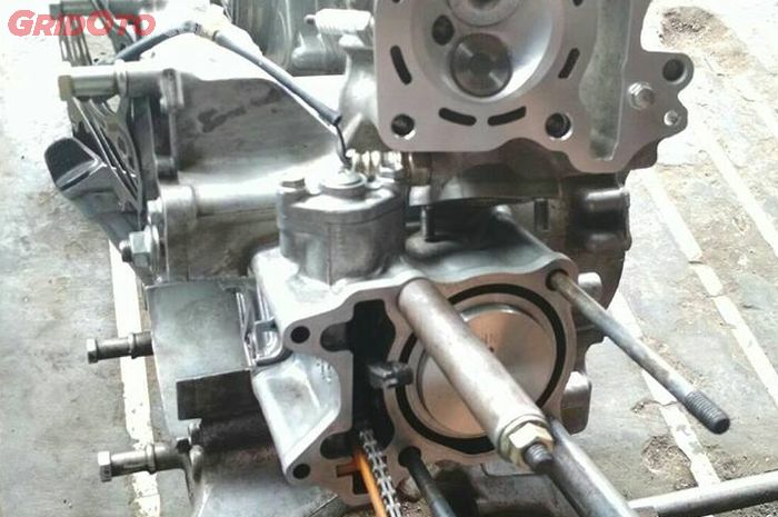 Trik maksimalkan head silinder saat bore up Honda Vario 125