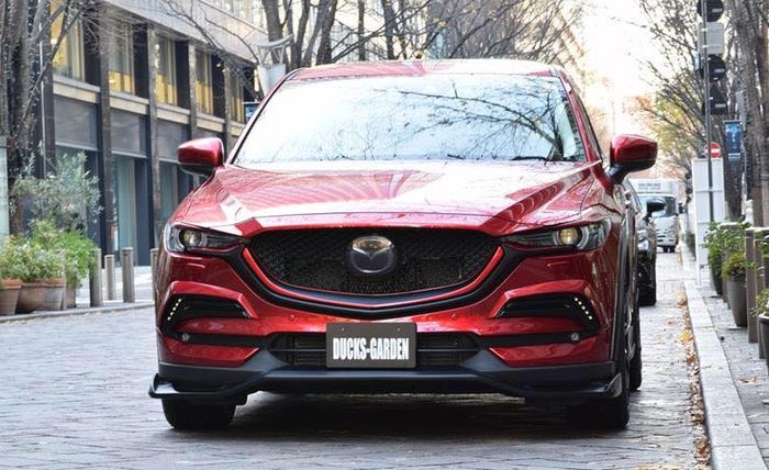 Tampilan depan Mazda CX-5 pakai body kit Ducks Garden