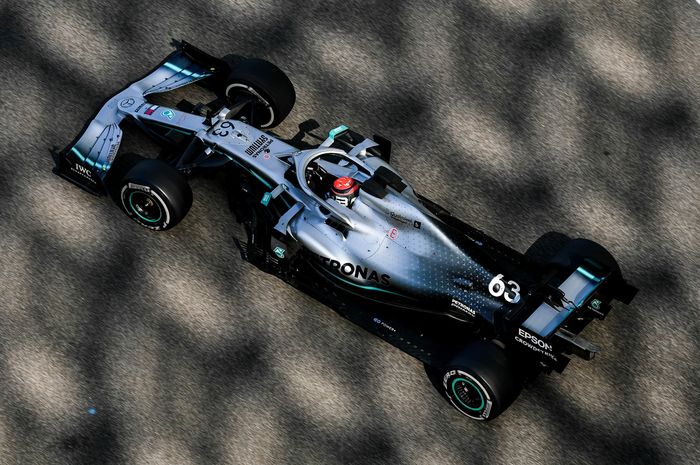 Menggunakan mobil tim Mercedes, George Russell tercepat dalam tes F1 Abu Dhabi di sirkuit Yas Marina, Rabu (4/12//2019)